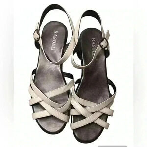 Rasolli Women’s Size 11 White Strappy Sandals Wedge Heels 2”.